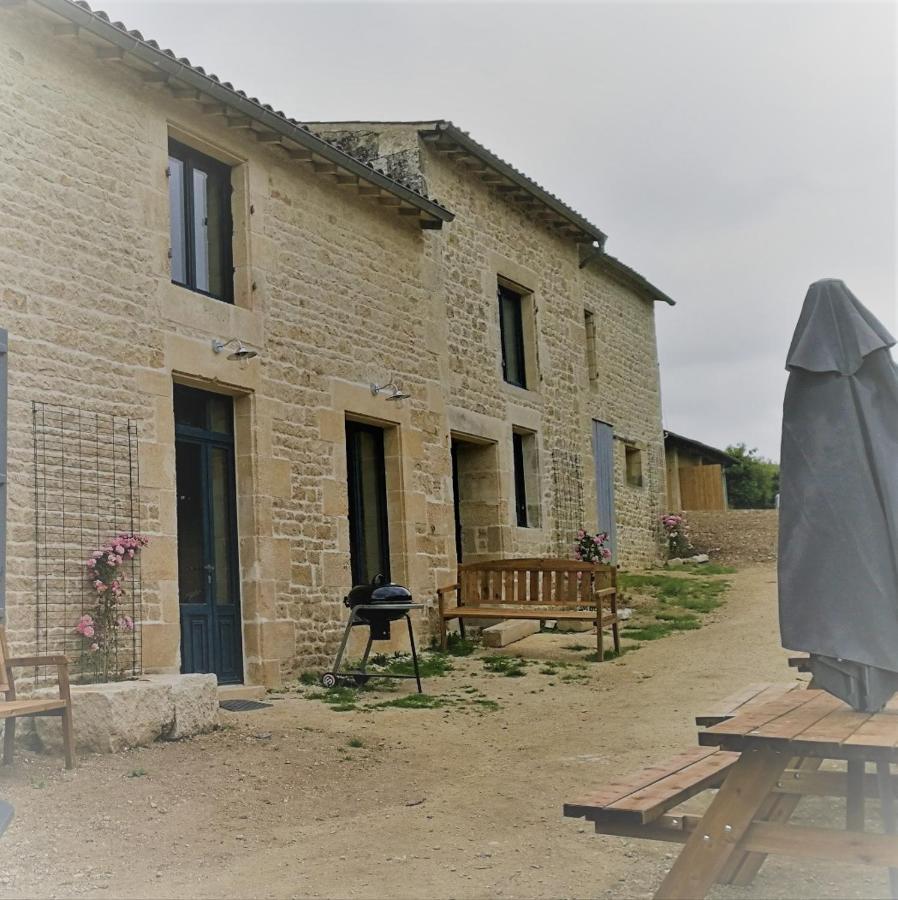Chateau Des Loups - Les Cedres Bleus Echire Екстер'єр фото